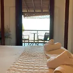 Apartahotel Yulia Uranópolis