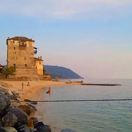 Aparthotel Yulia Ouranoupoli