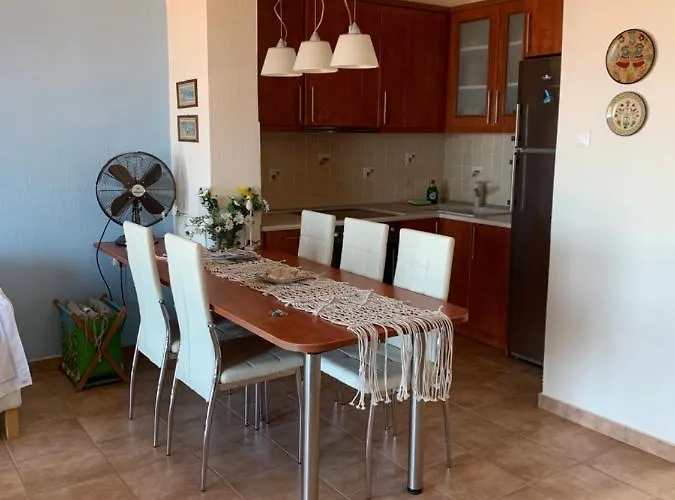 Yulia Apartahotel 4*
